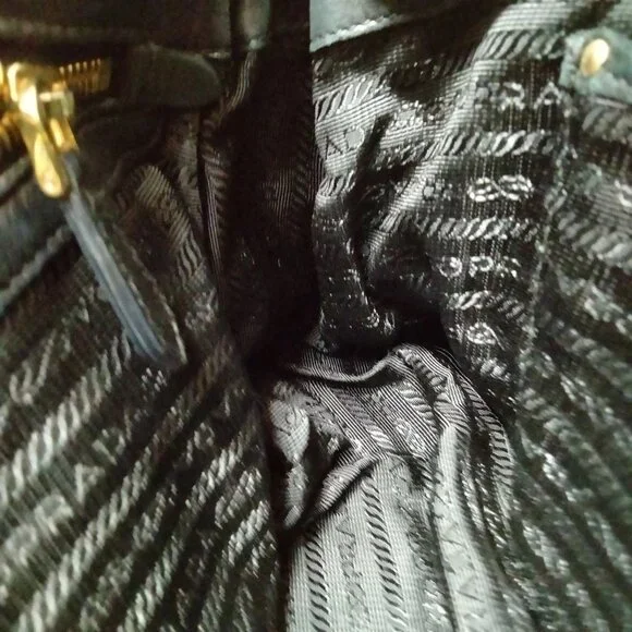 Authentic Prada Hand Bag Nappa Gaufre 2way Black Leather mn720-121725 - Picture 14 of 16
